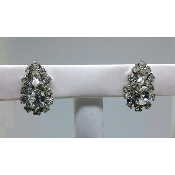 Vintage Art Deco clear rhinestone clip on earrings - Picture 4 of 8